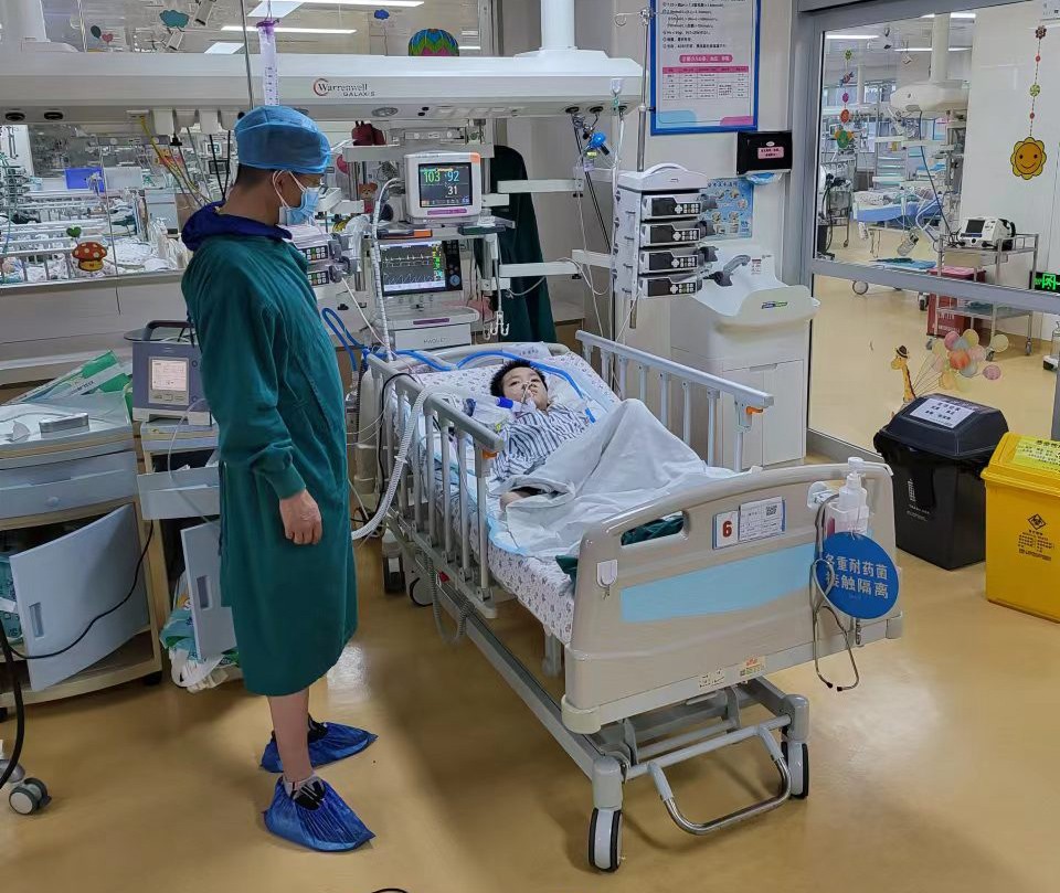 饶平县跨省救护车出租公司