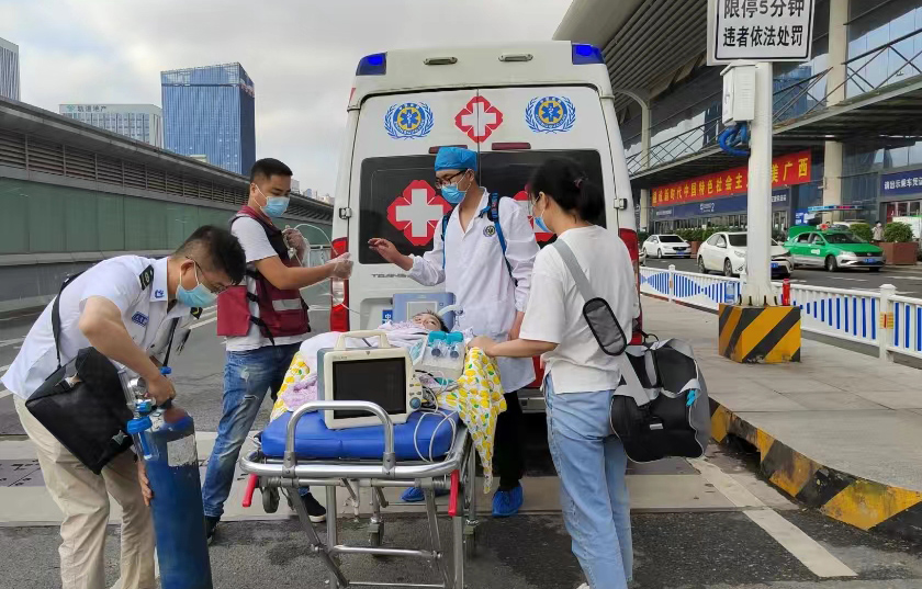 饶平县救护车出租公司